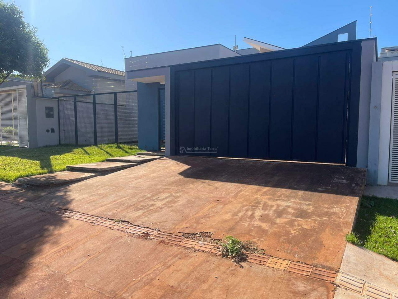 Casa com 2 quartos sendo 1 suíte no Santa Fé em Dourados/MS — foto 1