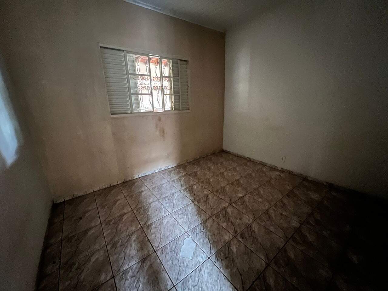 Casa com 4 quartos sendo 1 suíte no Jardim São Pedro em Dourados/MS — foto 9