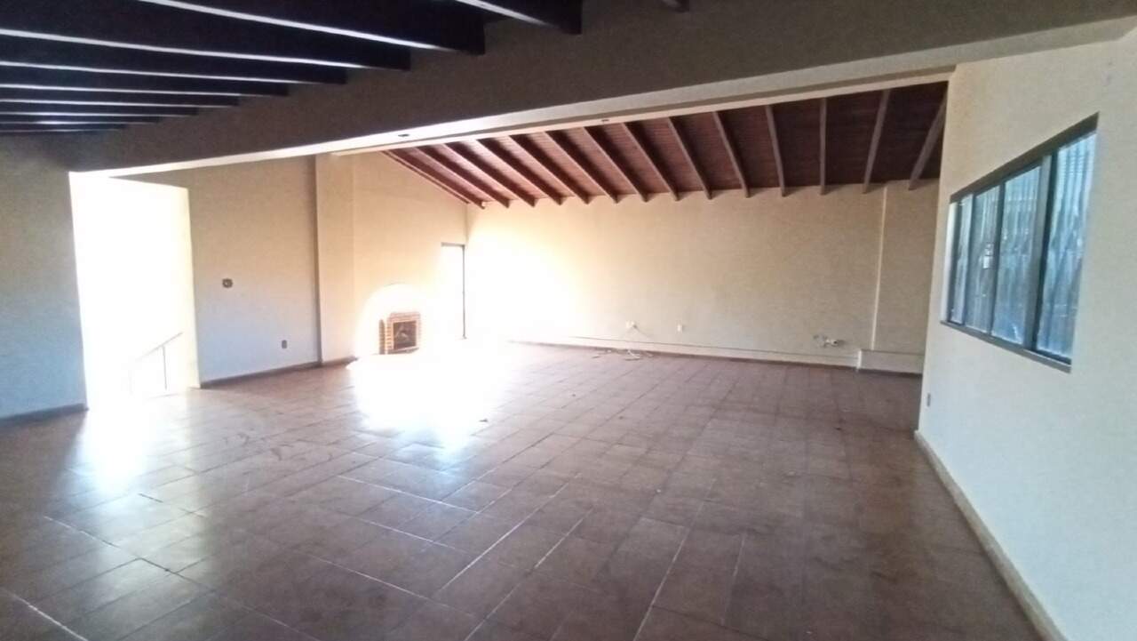 Casa com 2 quartos sendo 2 suítes no Vila Progresso em Dourados/MS — foto 8
