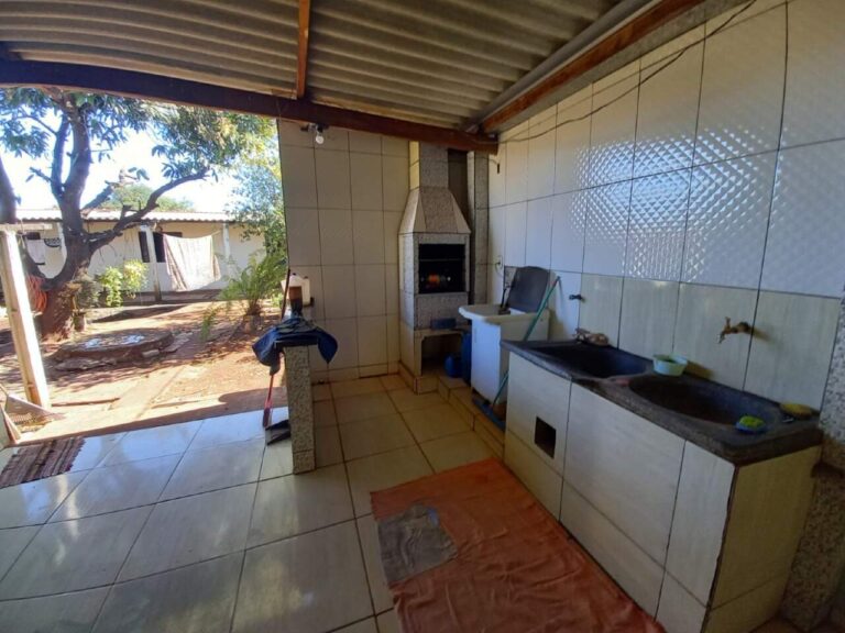 Casa com 2 quartos no Parque das Nações II em Dourados/MS