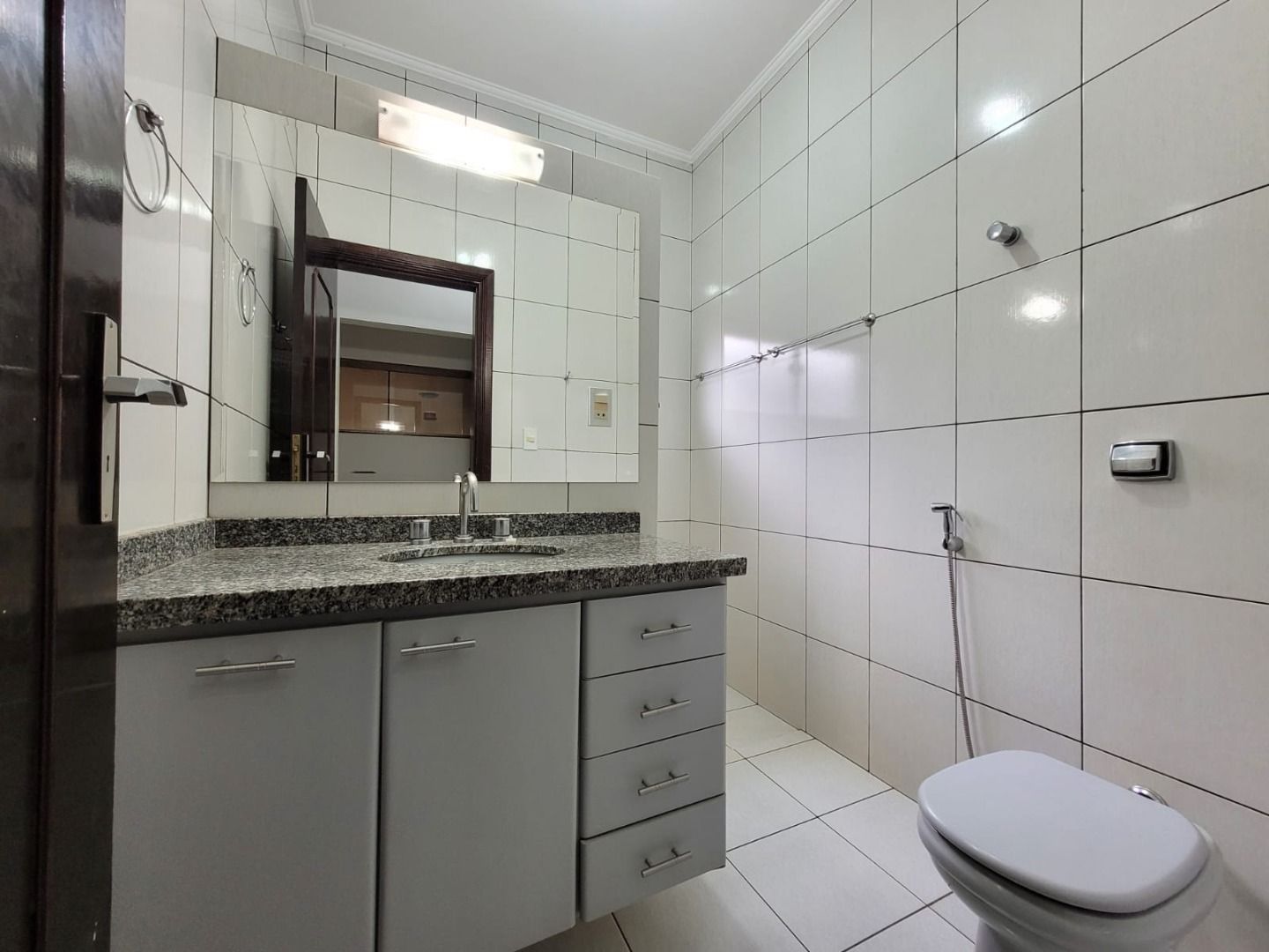 Casa com 4 quartos sendo 1 suíte no Jardim América em Dourados/MS — foto 13