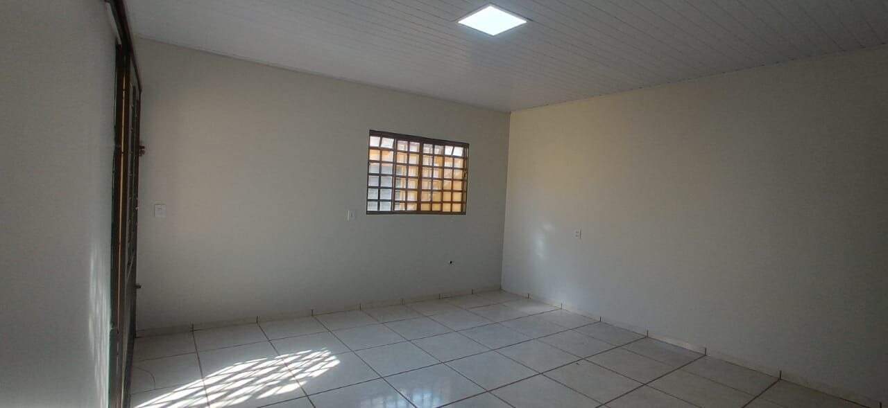Casa no Conjunto Habitacional Terra Roxa, foto 6 de 11