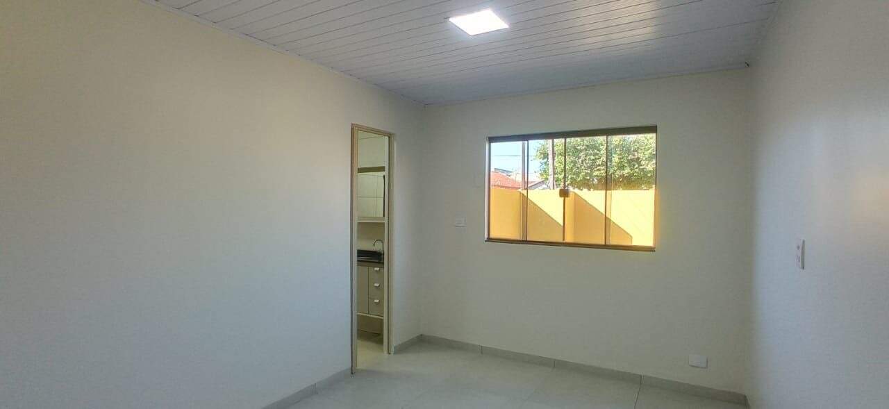Casa no Conjunto Habitacional Terra Roxa, foto 8 de 11
