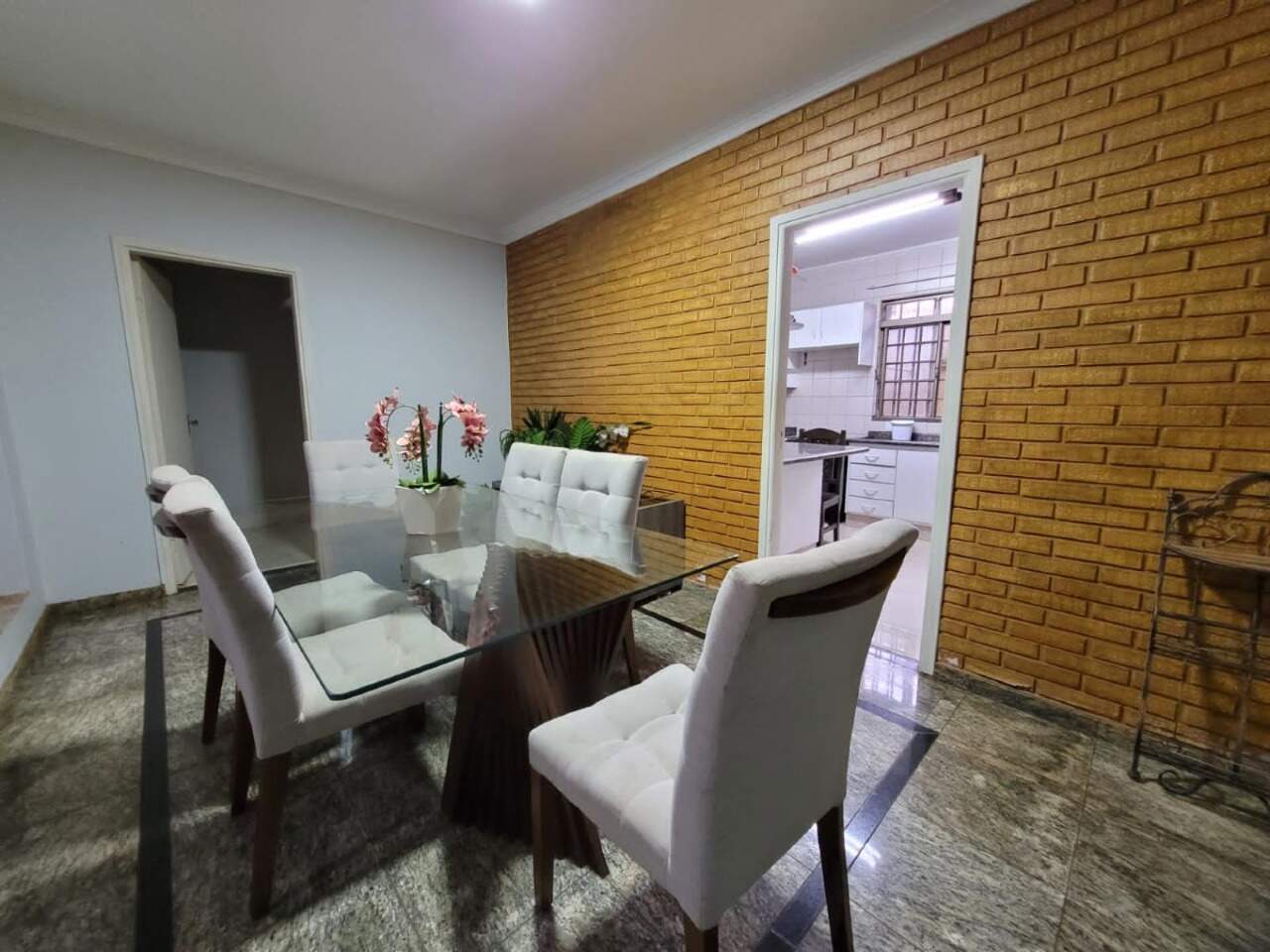 Casa com 4 quartos sendo 2 suítes no Jardim Central em Dourados/MS — foto 9