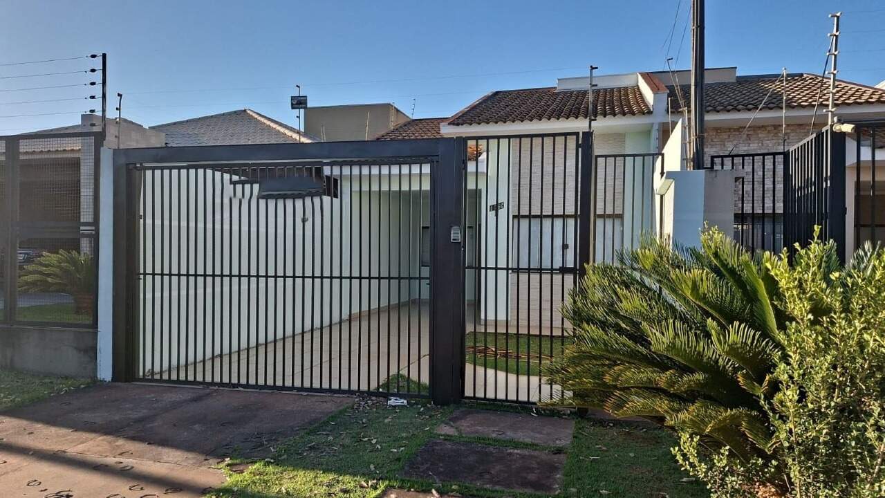 Casa com 2 quartos sendo 1 suíte no Santa Fé em Dourados/MS — foto 1