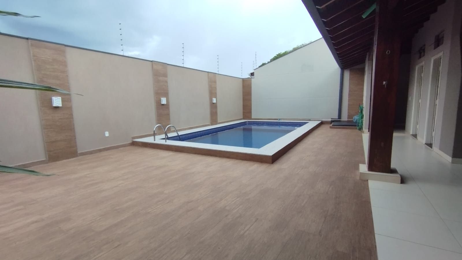 Casa com 4 quartos sendo 1 suíte no BNH II Plano em Dourados/MS — foto 21