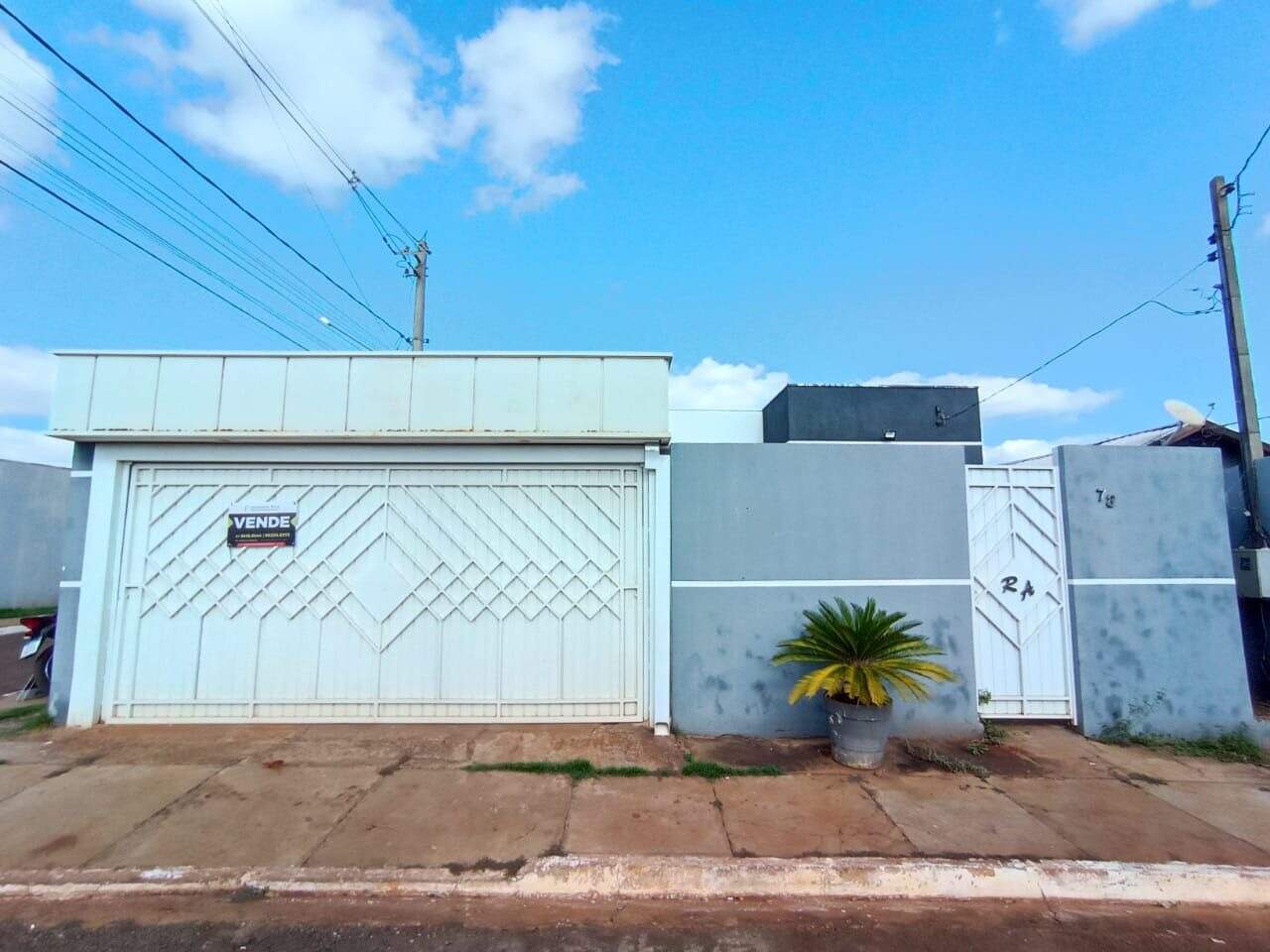 Casa com 2 quartos sendo 1 suíte no Altos Do Indaiá em Dourados/MS — foto 1