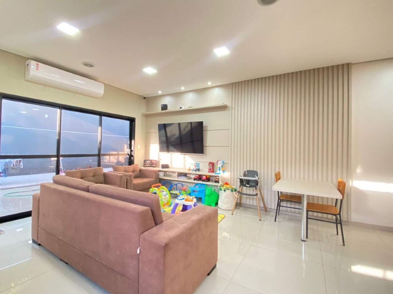Casa com 2 quartos sendo 1 suíte no Vila Santa Catarina em Dourados/MS — foto 4
