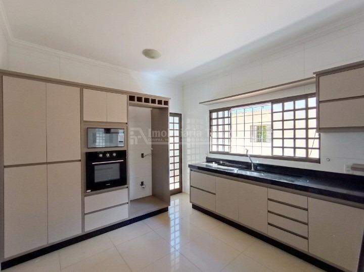 Casa com 4 quartos no Jardim Europa em Dourados/MS — foto 5