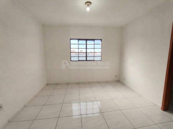 Kitnet com 2 quartos no Jardim Tropical em Dourados/MS — foto 4
