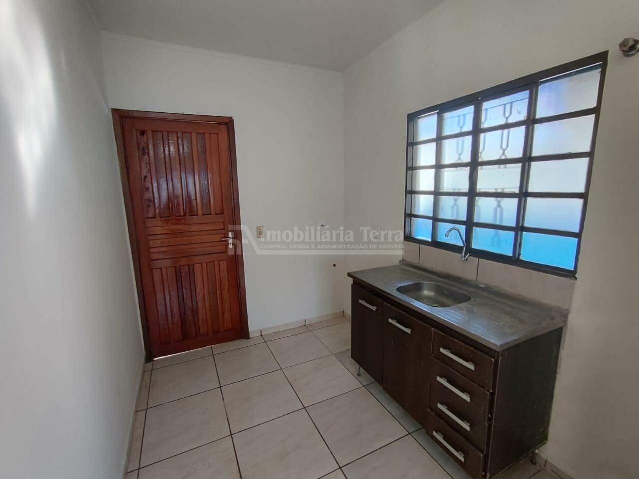 Kitnet com 2 quartos no Jardim Tropical em Dourados/MS — foto 3