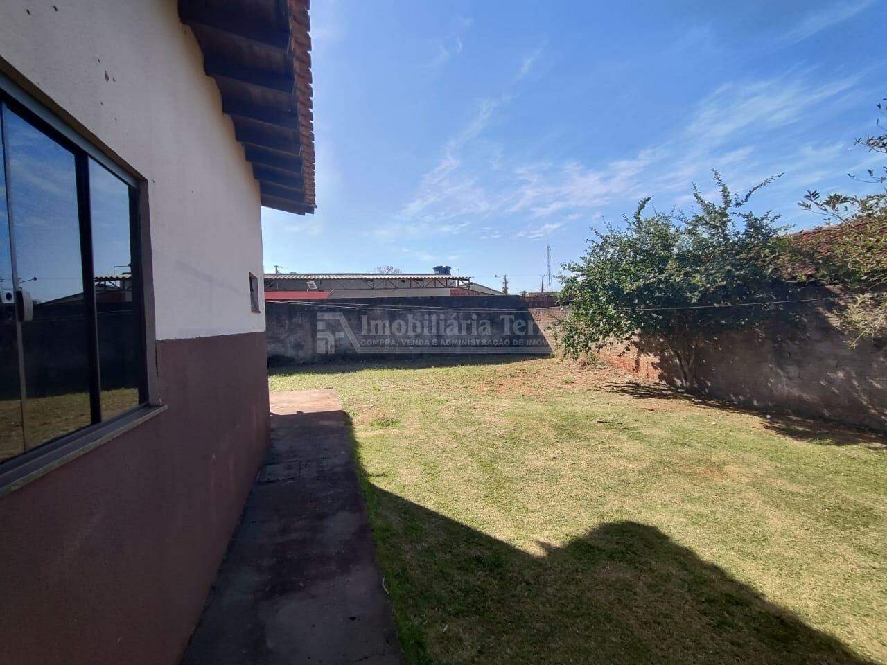 Casa com 3 quartos sendo 1 suíte no Jardim João Paulo II em Dourados/MS — foto 12