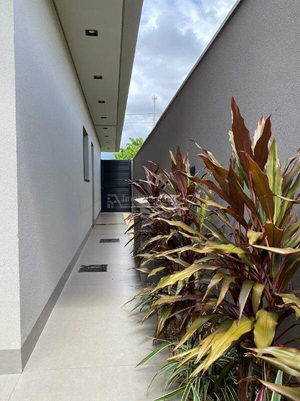 Casa com 3 quartos sendo 1 suíte no Porto Royale em Dourados/MS — foto 20