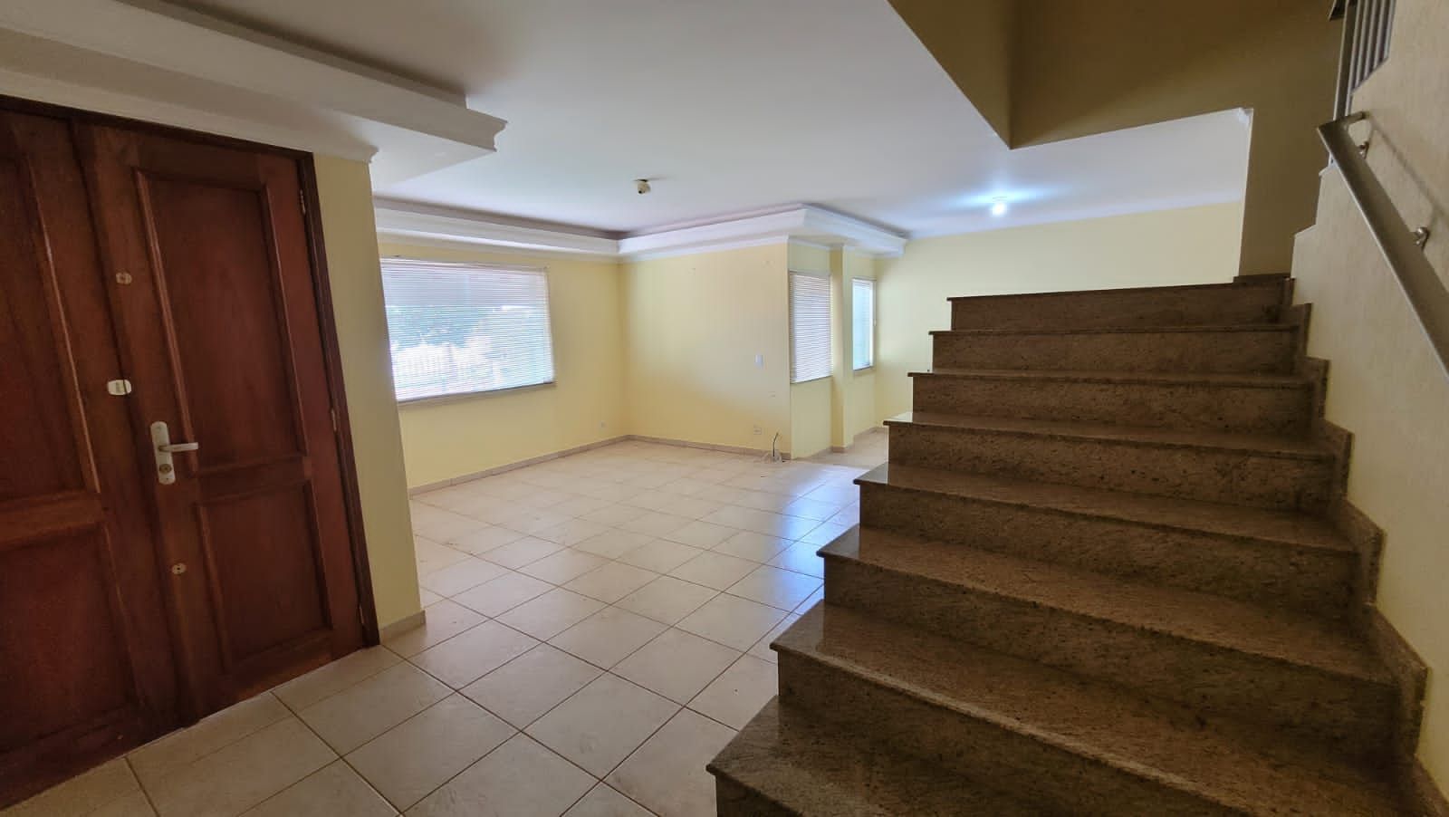 Casa com 4 quartos sendo 1 suíte no Jardim Europa em Dourados/MS — foto 3