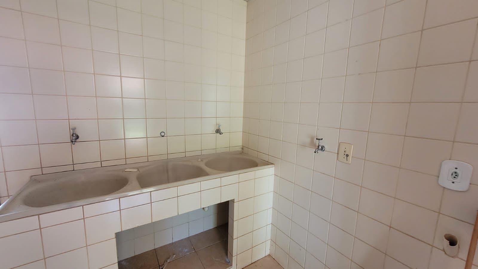 Casa com 4 quartos sendo 1 suíte no Jardim Europa em Dourados/MS — foto 14