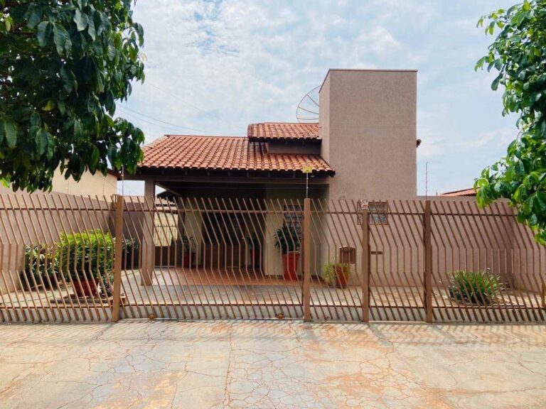 Casa com 2 quartos no Vila Martins em Dourados/MS