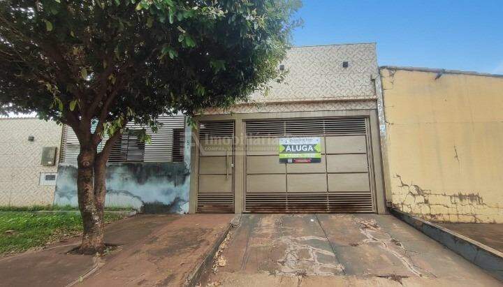 Casa com 2 quartos no Jardim Rasslem em Dourados/MS
