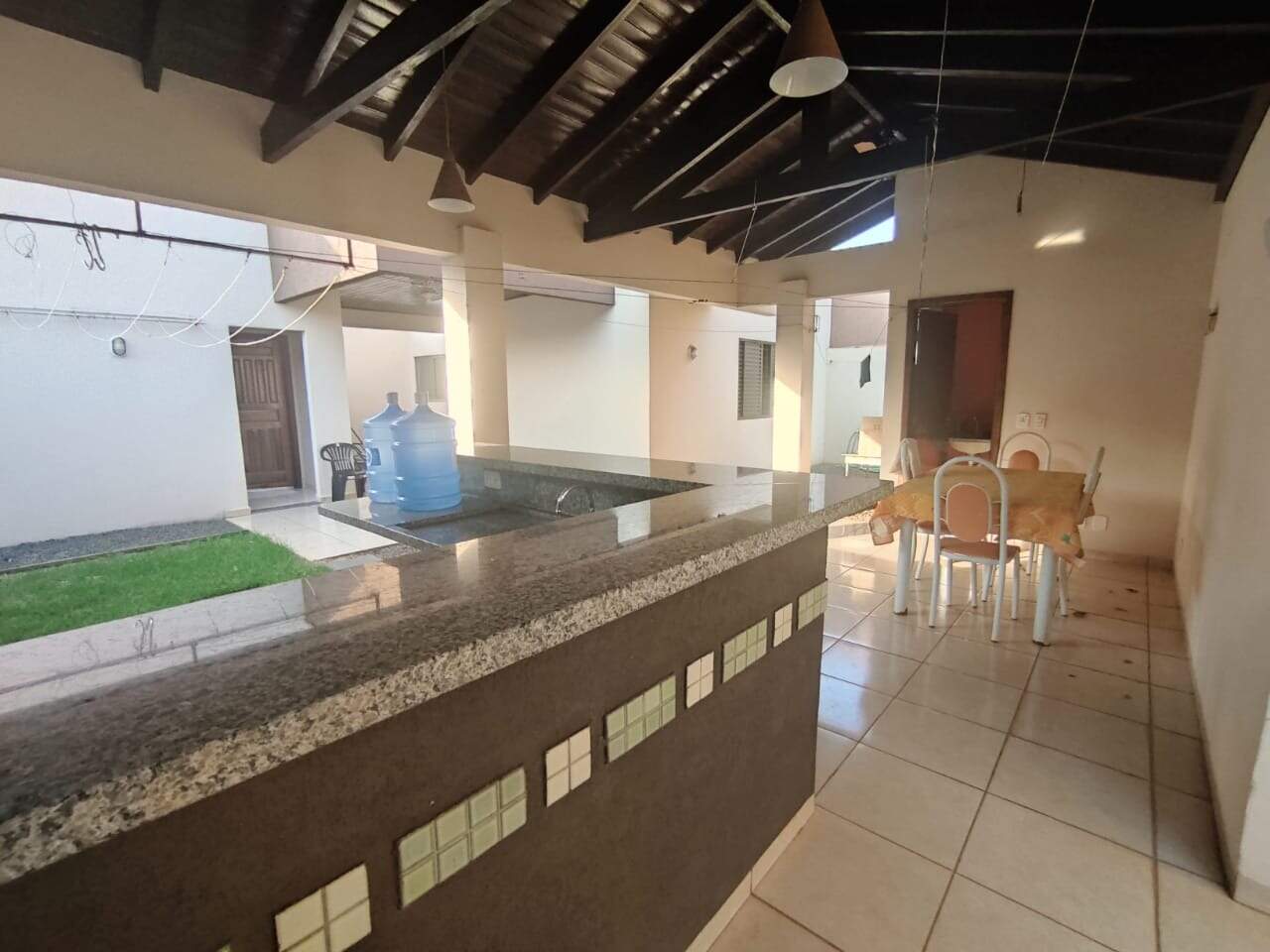 Casa com 4 quartos no Vila São Francisco em Dourados/MS — foto 18
