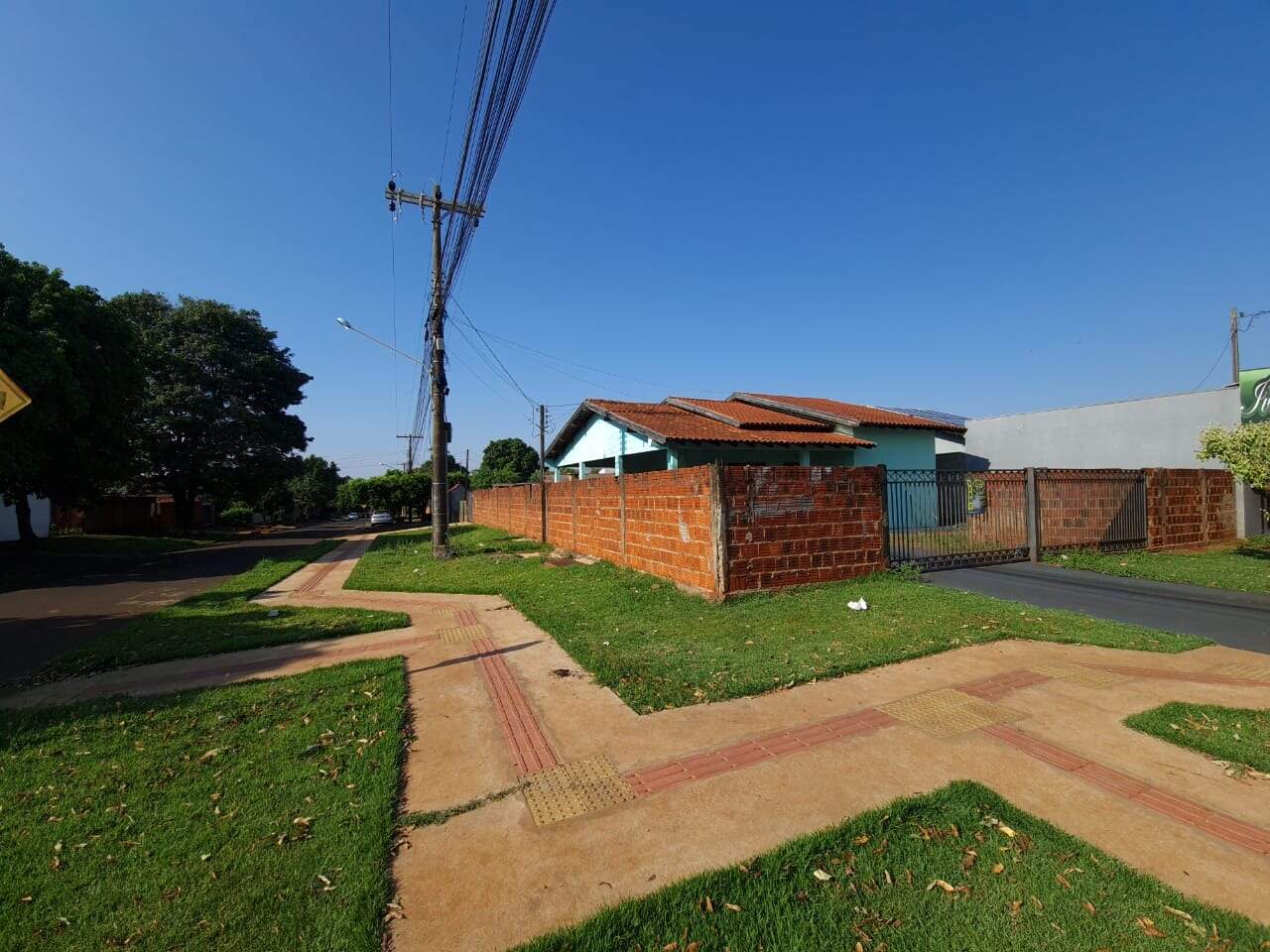 Casa com 3 quartos sendo 1 suíte no Vila Almeida em Dourados/MS — foto 2
