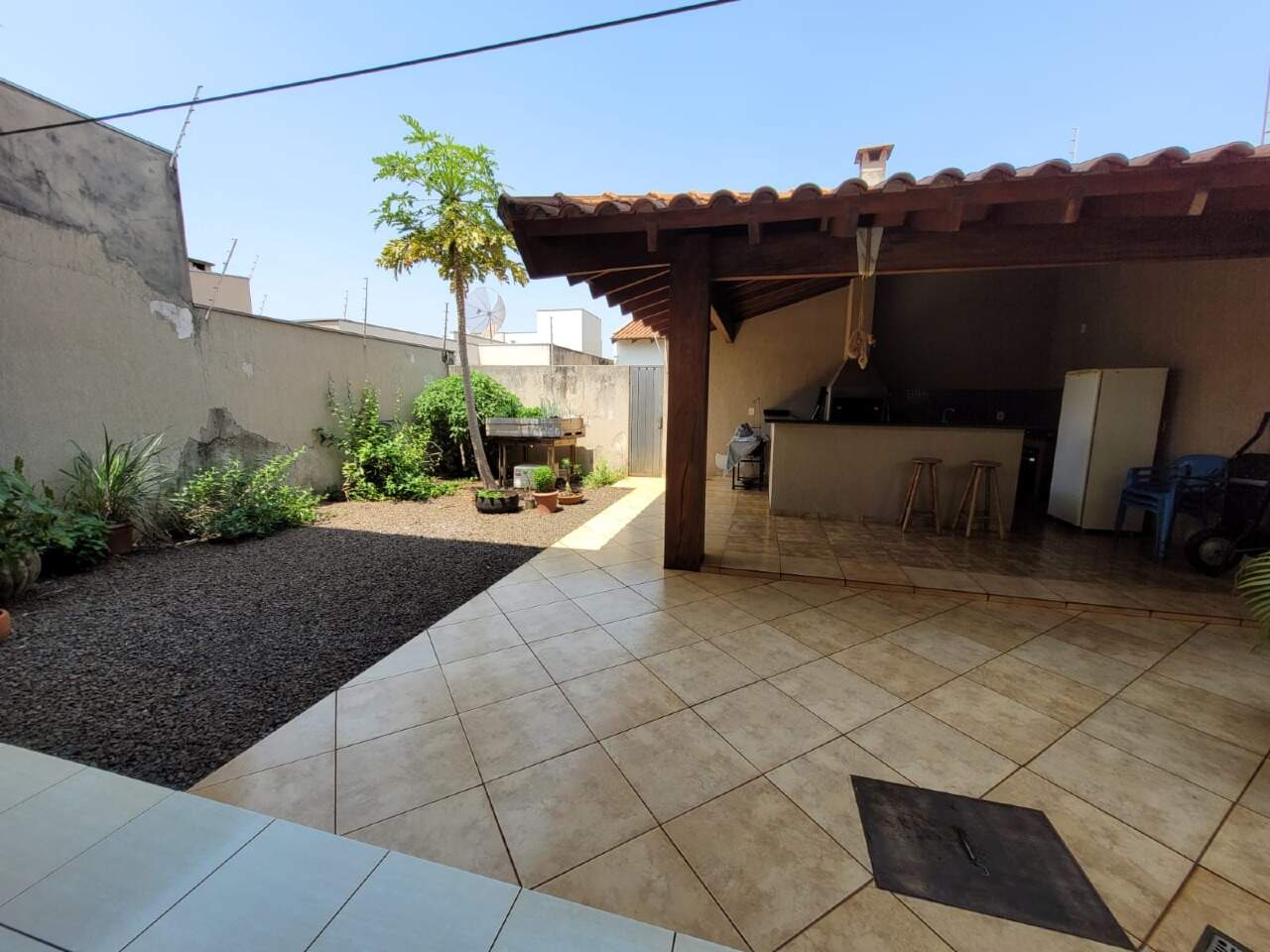 Casa com 5 quartos sendo 2 suítes no Centro em Dourados/MS — foto 8