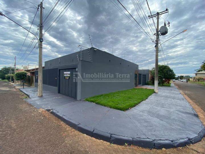Casa com 3 quartos sendo 1 suíte no BNH II Plano em Dourados/MS — foto 2