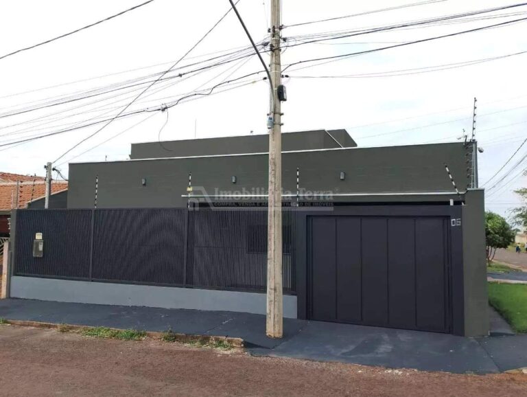Casa com 3 quartos sendo 1 suíte no BNH II Plano em Dourados/MS
