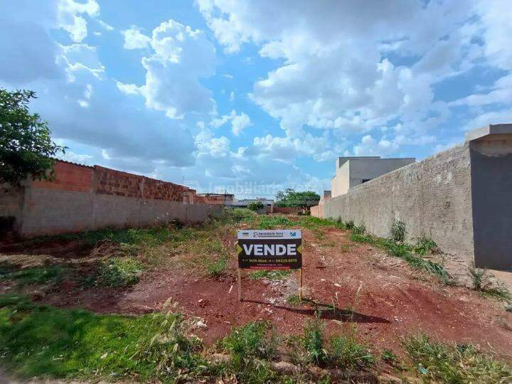 Terreno/Lote no Esplanada em Dourados/MS
