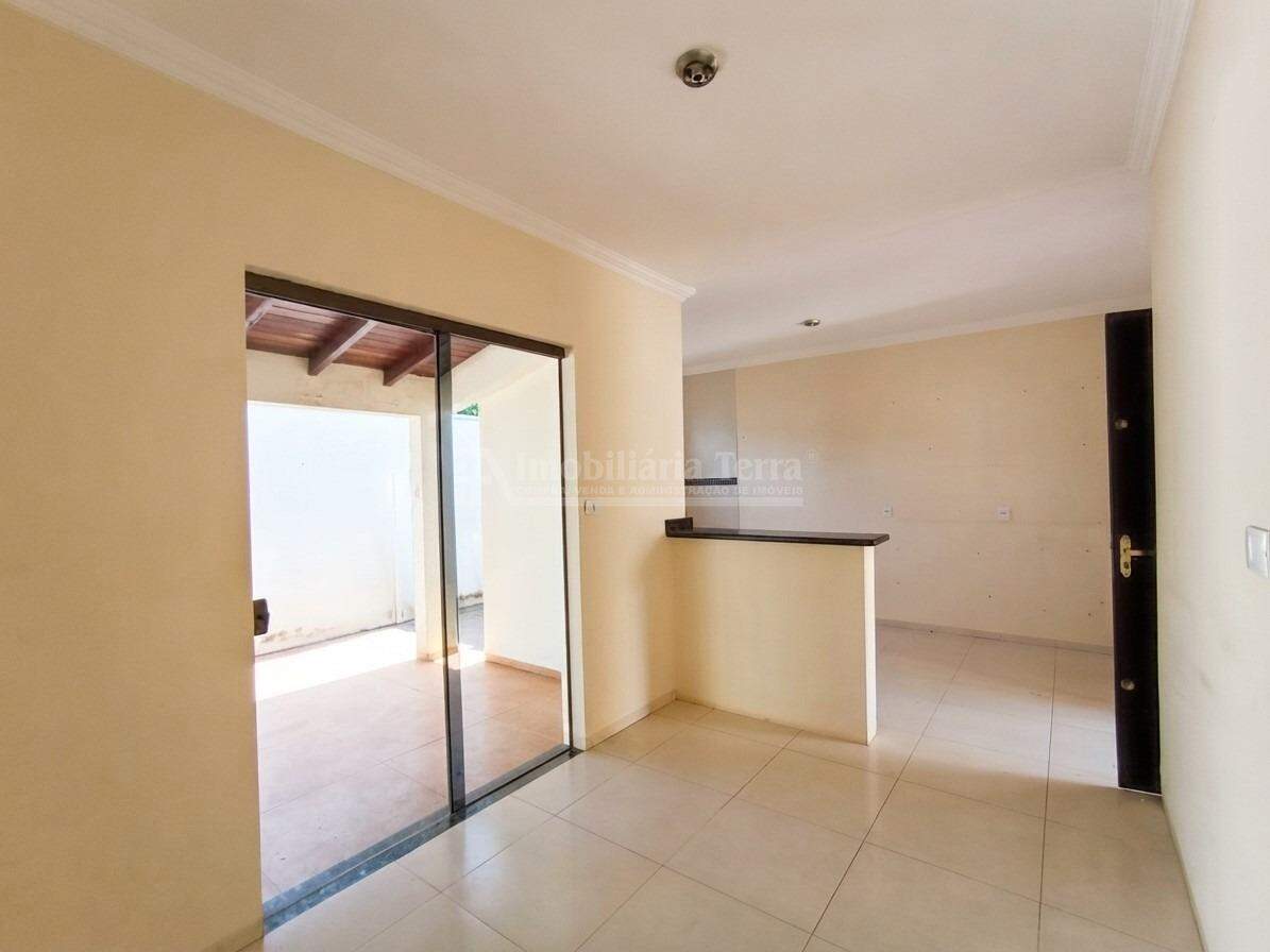 Casa com 3 quartos sendo 1 suíte no Jardim Maracanã em Dourados/MS — foto 4