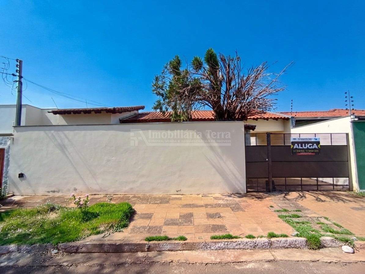 Casa com 3 quartos sendo 1 suíte no Jardim Maracanã em Dourados/MS — foto 1