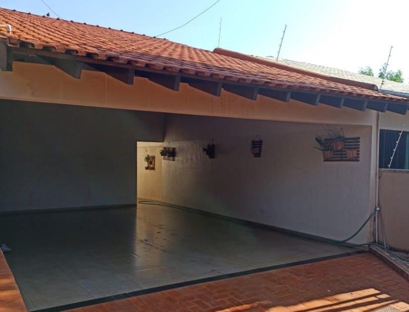 Casa com 5 quartos sendo 5 suítes no Cohafaba II Plano em Dourados/MS — foto 3