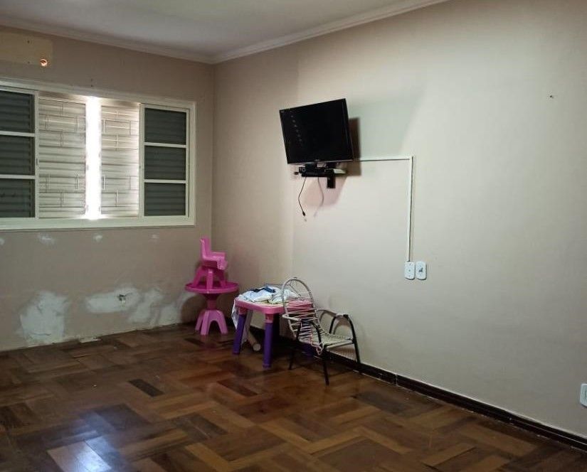 Casa com 5 quartos sendo 5 suítes no Cohafaba II Plano em Dourados/MS — foto 6