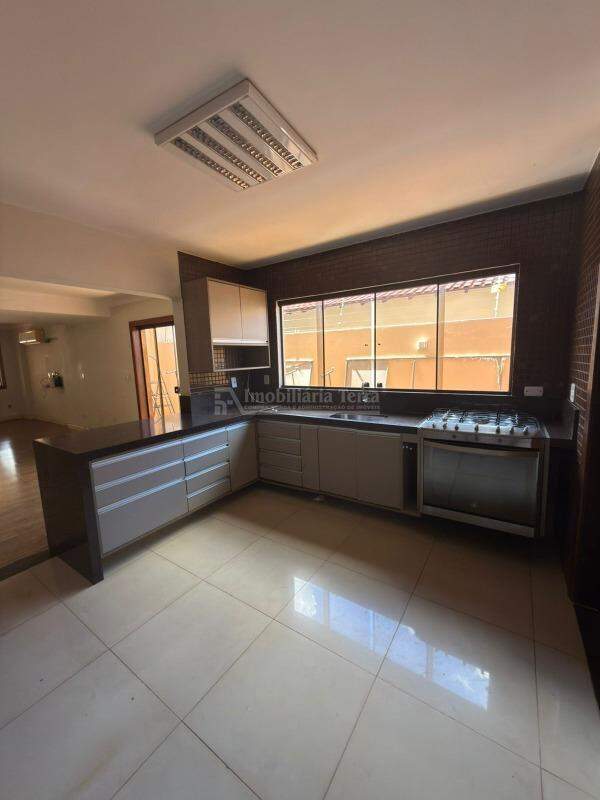Casa com 6 quartos sendo 2 suítes no Jardim América em Dourados/MS — foto 8