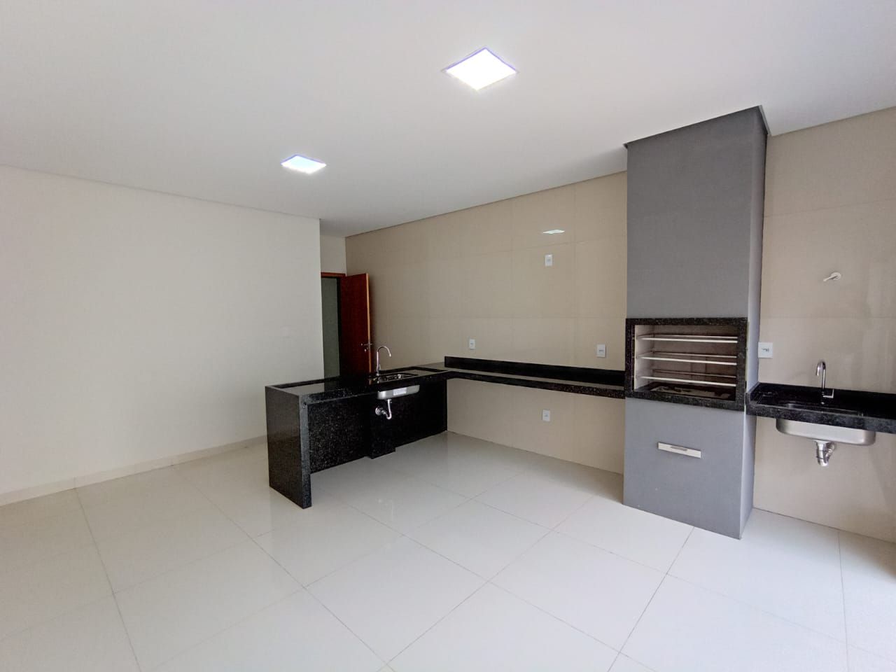 Casa no Parque Alvorada, foto 7 de 16