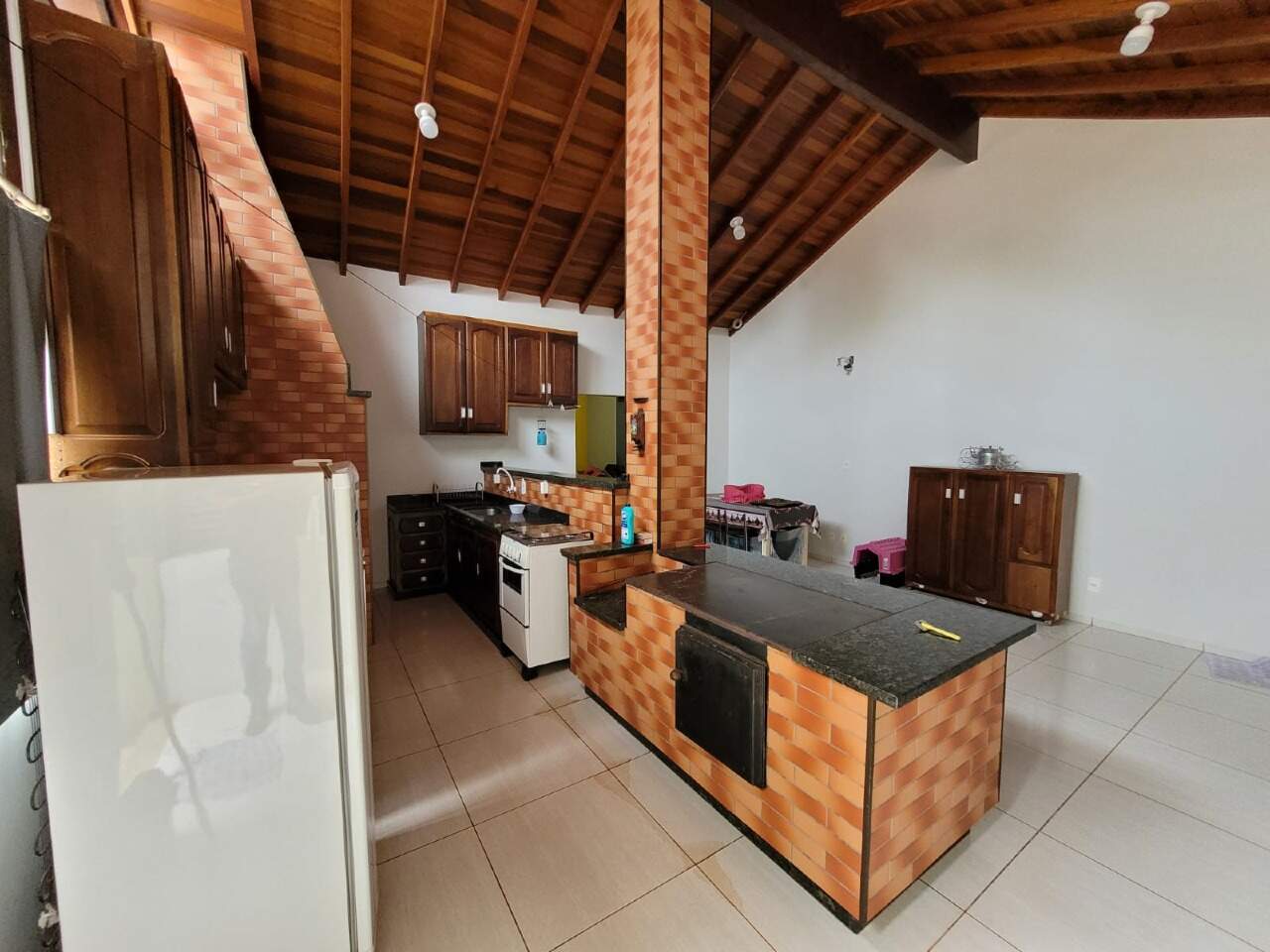 Casa com 7 quartos sendo 3 suítes no Vila Planalto em Dourados/MS — foto 17