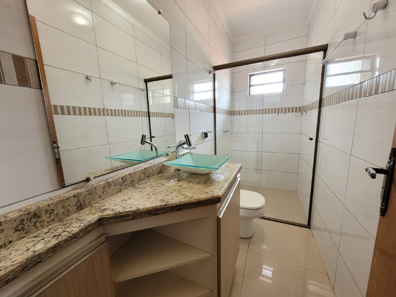 Casa com 7 quartos sendo 3 suítes no Vila Planalto em Dourados/MS — foto 22