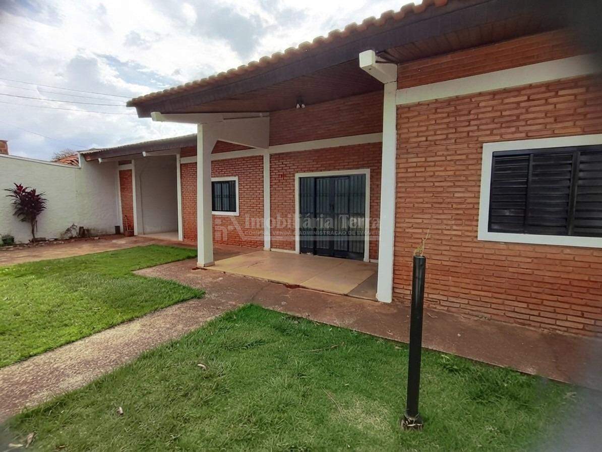 Casa com 3 quartos sendo 1 suíte no Jardim Márcia em Dourados/MS — foto 2