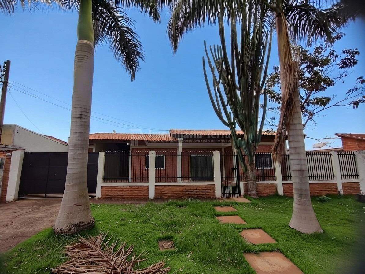 Casa com 3 quartos sendo 1 suíte no Jardim Márcia em Dourados/MS — foto 1
