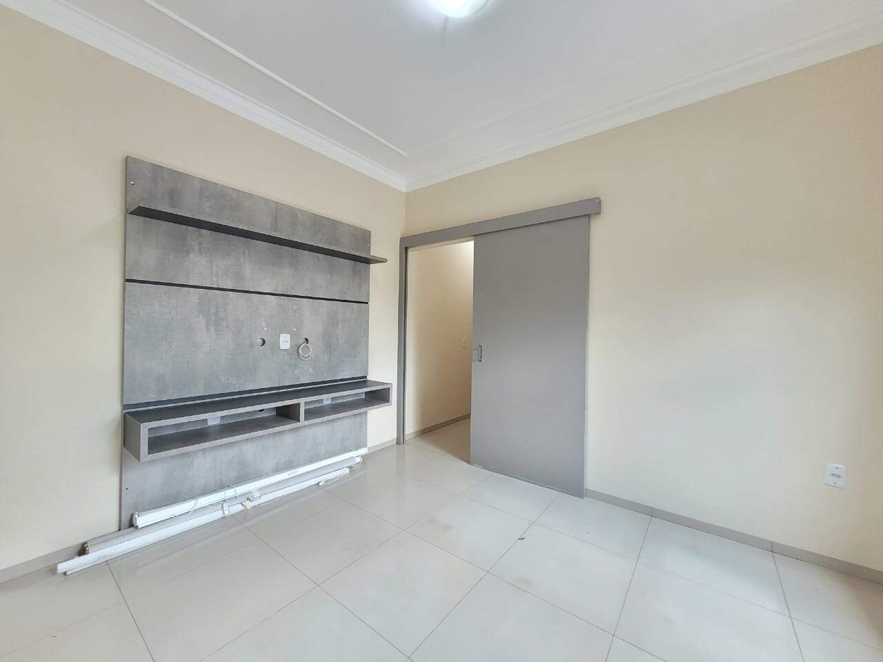 Casa com 3 quartos sendo 1 suíte no Alto das Paineiras em Dourados/MS — foto 4