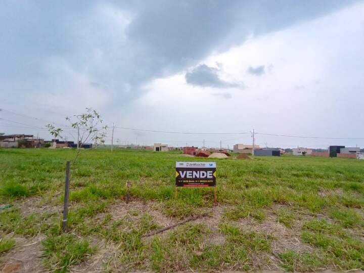Terreno/Lote no Cidade Jardim IV em Dourados/MS