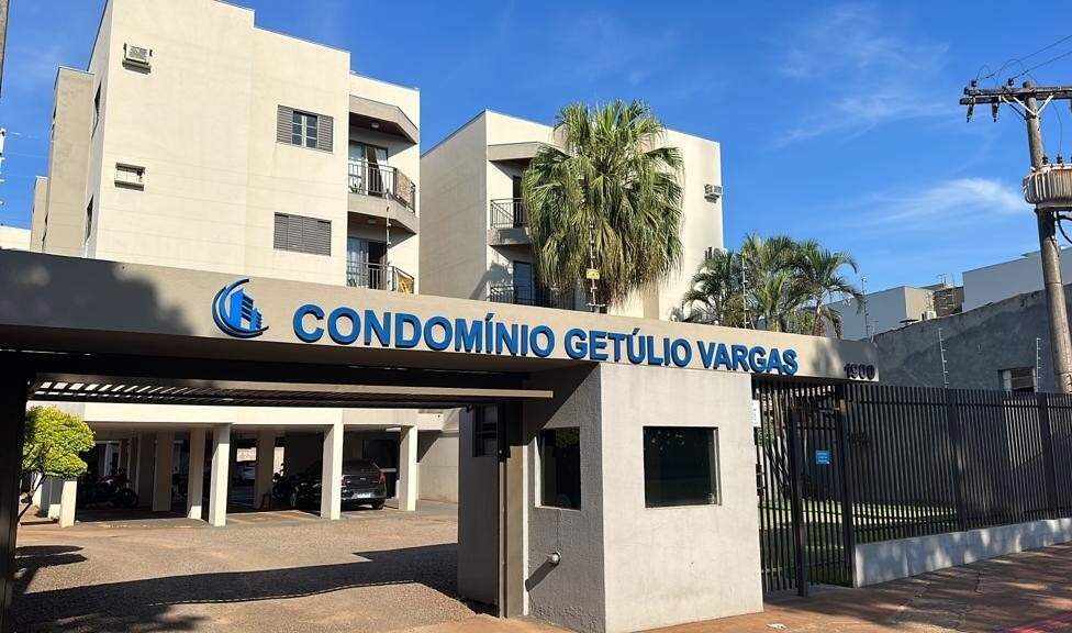 Apartamento com 3 quartos sendo 1 suíte no BNH III Plano em Dourados/MS — foto 1