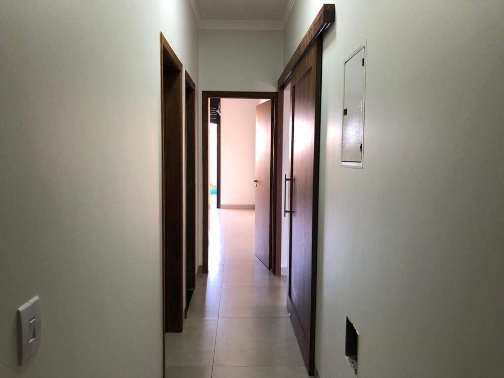 Casa com 3 quartos sendo 1 suíte no Jardim Cristhais em Dourados/MS — foto 7