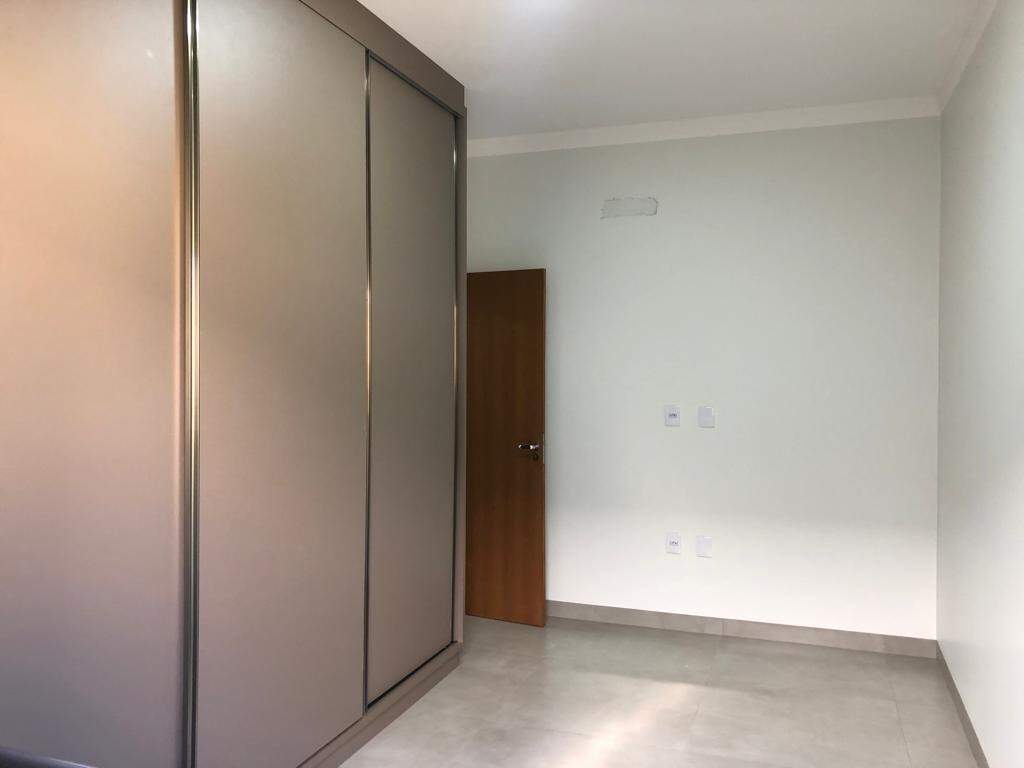 Casa com 3 quartos sendo 1 suíte no Jardim Cristhais em Dourados/MS — foto 9