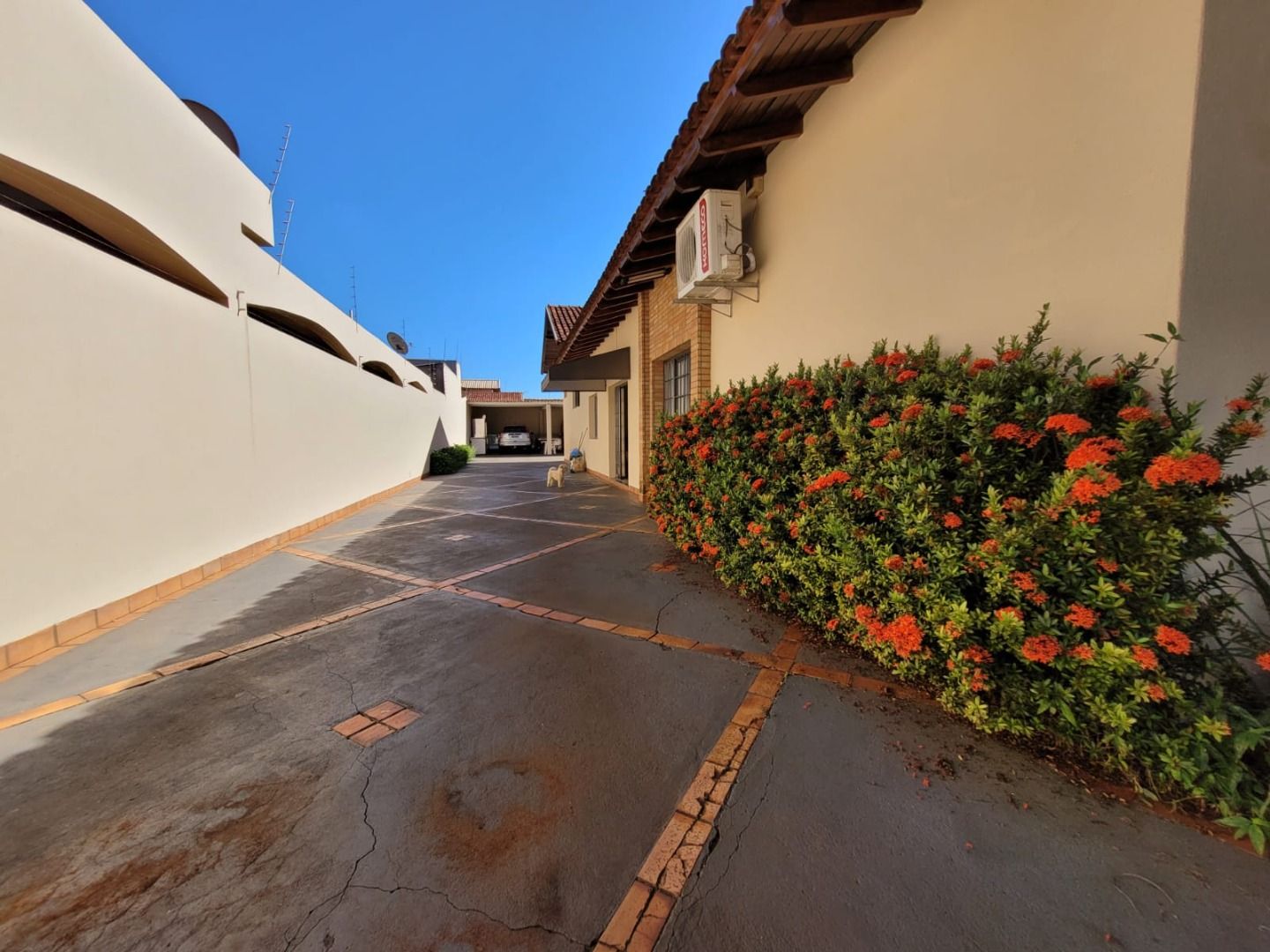 Casa com 5 quartos sendo 3 suítes no Vila Progresso em Dourados/MS — foto 4