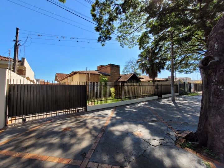 Casa com 5 quartos sendo 3 suítes no Vila Progresso em Dourados/MS — foto 2