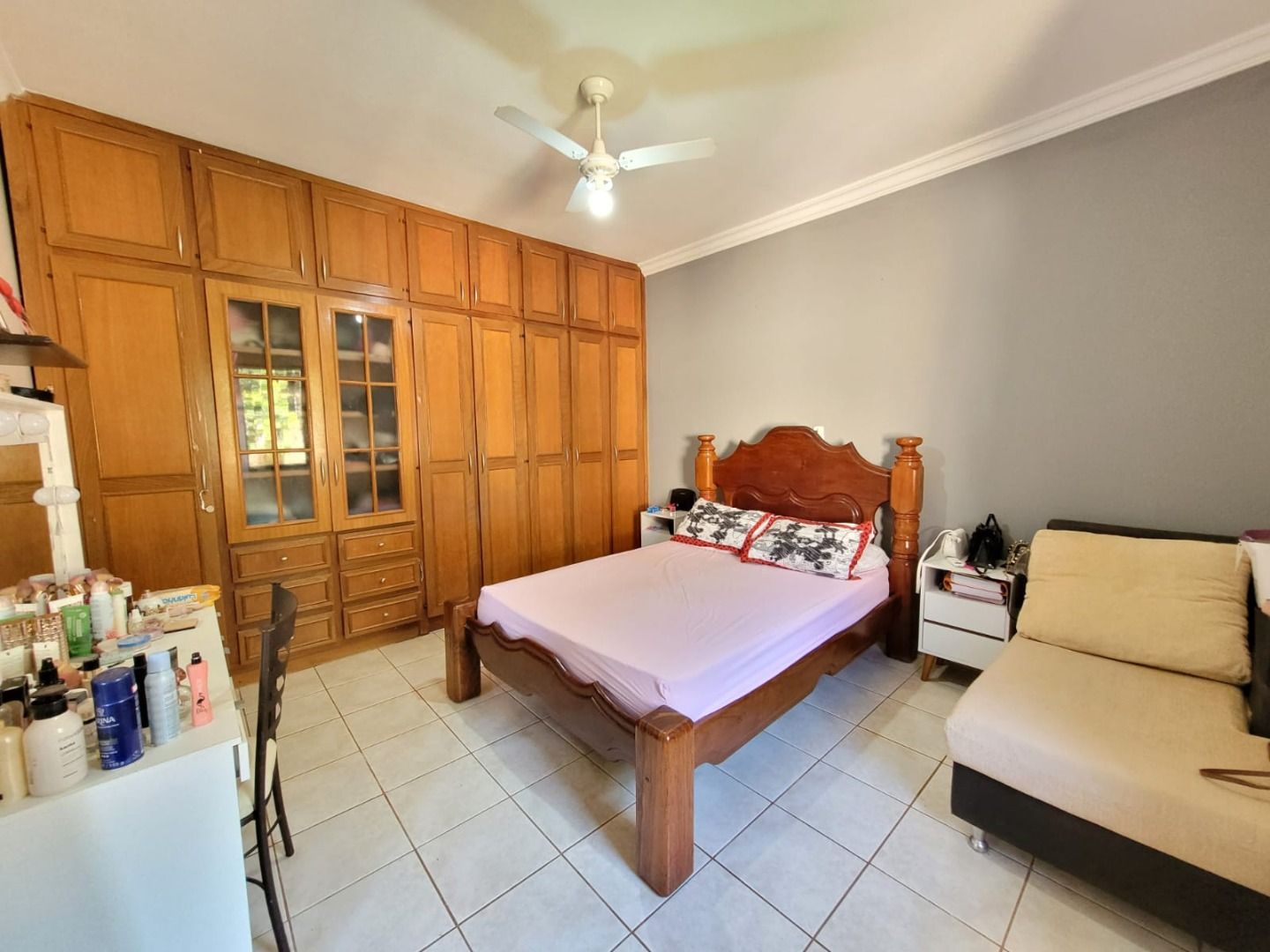 Casa com 5 quartos sendo 3 suítes no Vila Progresso em Dourados/MS — foto 7