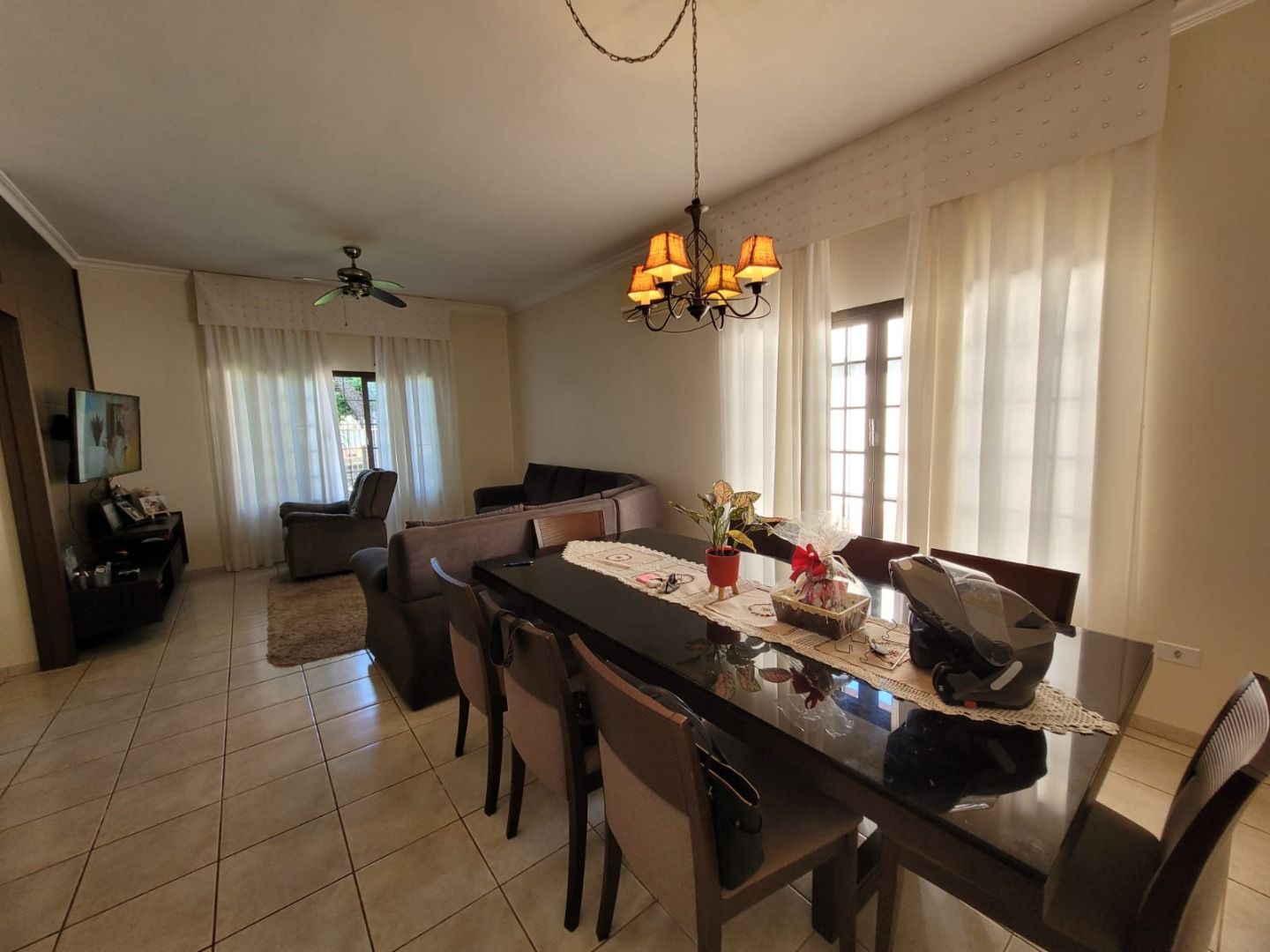 Casa com 5 quartos sendo 3 suítes no Vila Progresso em Dourados/MS — foto 15