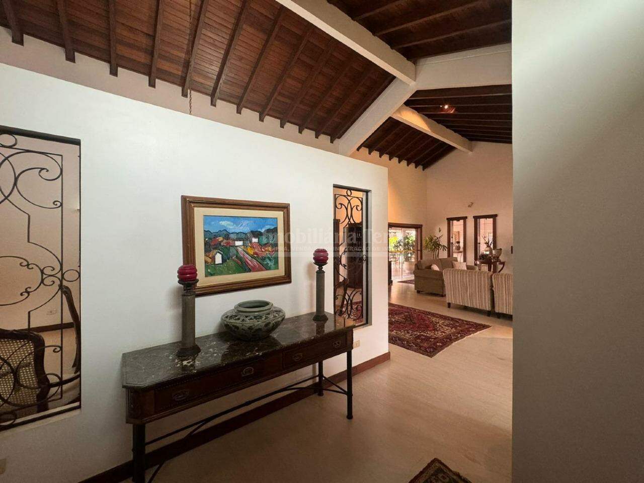 Casa com 4 quartos sendo 2 suítes no Vila Tonani I em Dourados/MS — foto 3