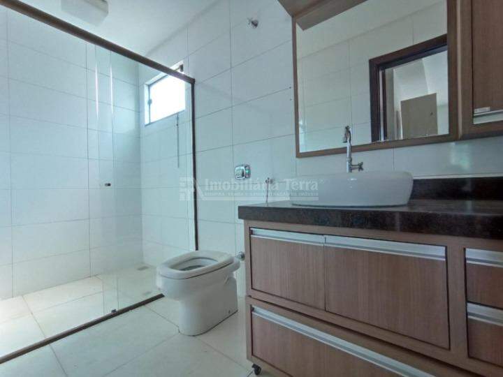 Casa com 6 quartos sendo 3 suítes no Vila Tonani I em Dourados/MS — foto 12