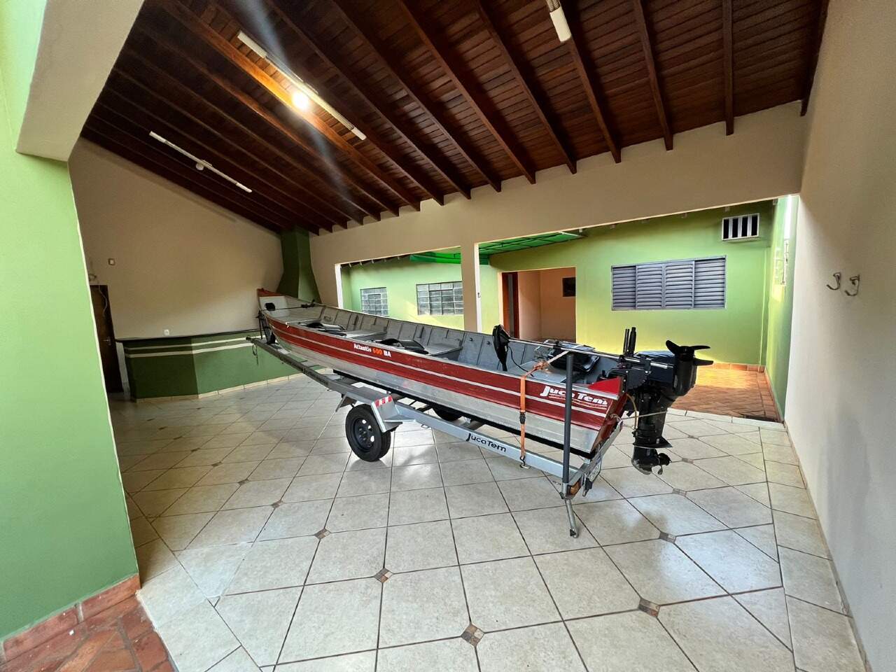 Casa com 4 quartos sendo 1 suíte no Jardim Santo André em Dourados/MS — foto 14