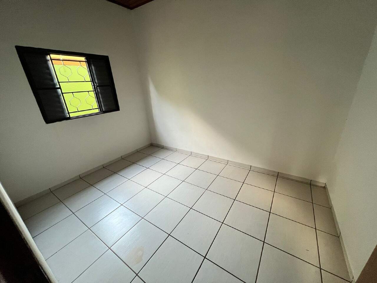 Casa com 4 quartos sendo 1 suíte no Jardim Santo André em Dourados/MS — foto 7
